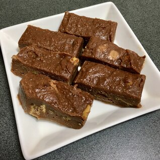 しっとりザクッと食感♪チョコレートチーズケーキ☆